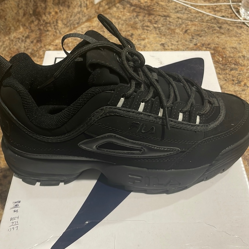 Fila black sneakers size 6.5
